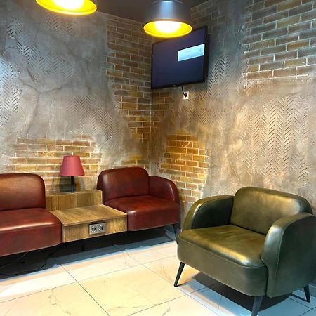 Comfort Center Suit Hotel أديرني المظهر الخارجي الصورة