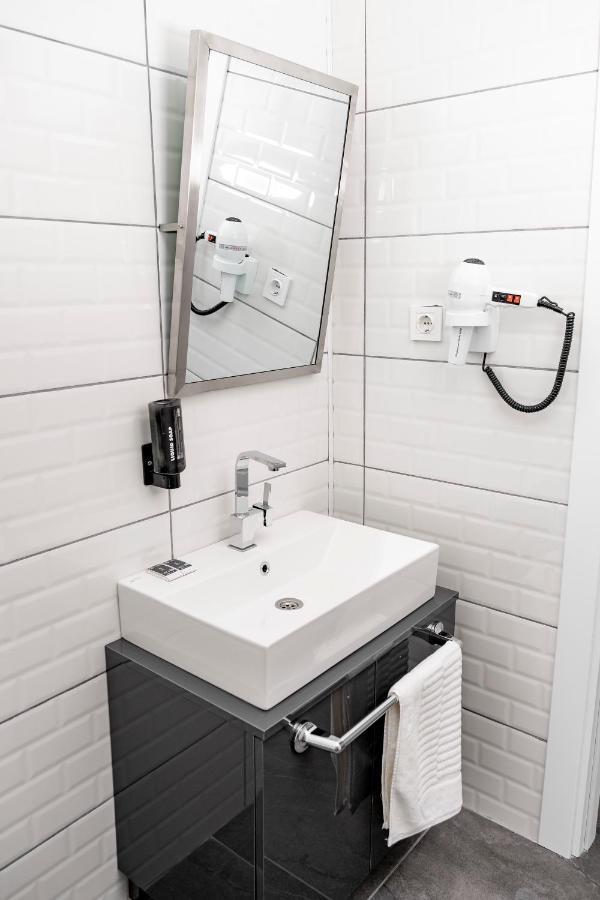 Comfort Center Suit Hotel أديرني المظهر الخارجي الصورة