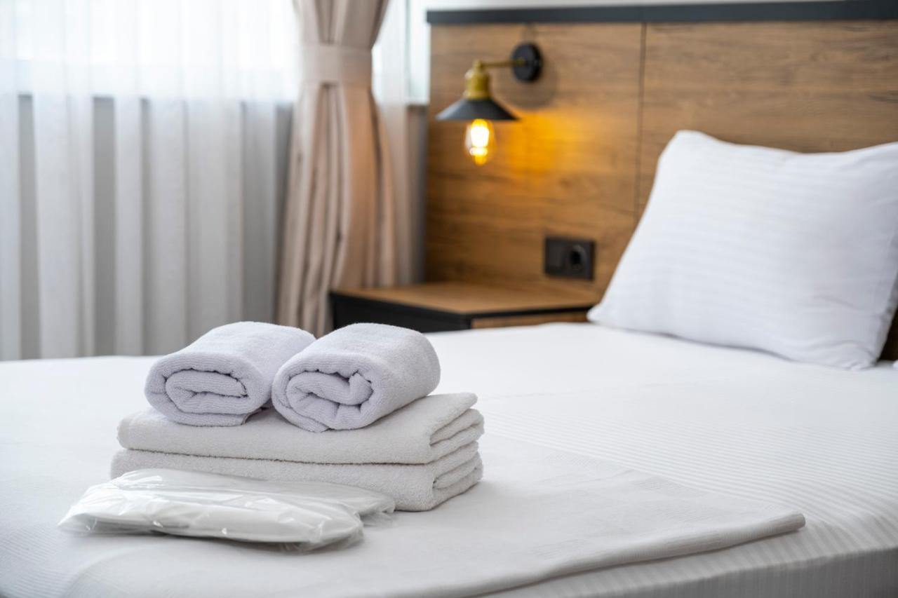 Comfort Center Suit Hotel أديرني المظهر الخارجي الصورة