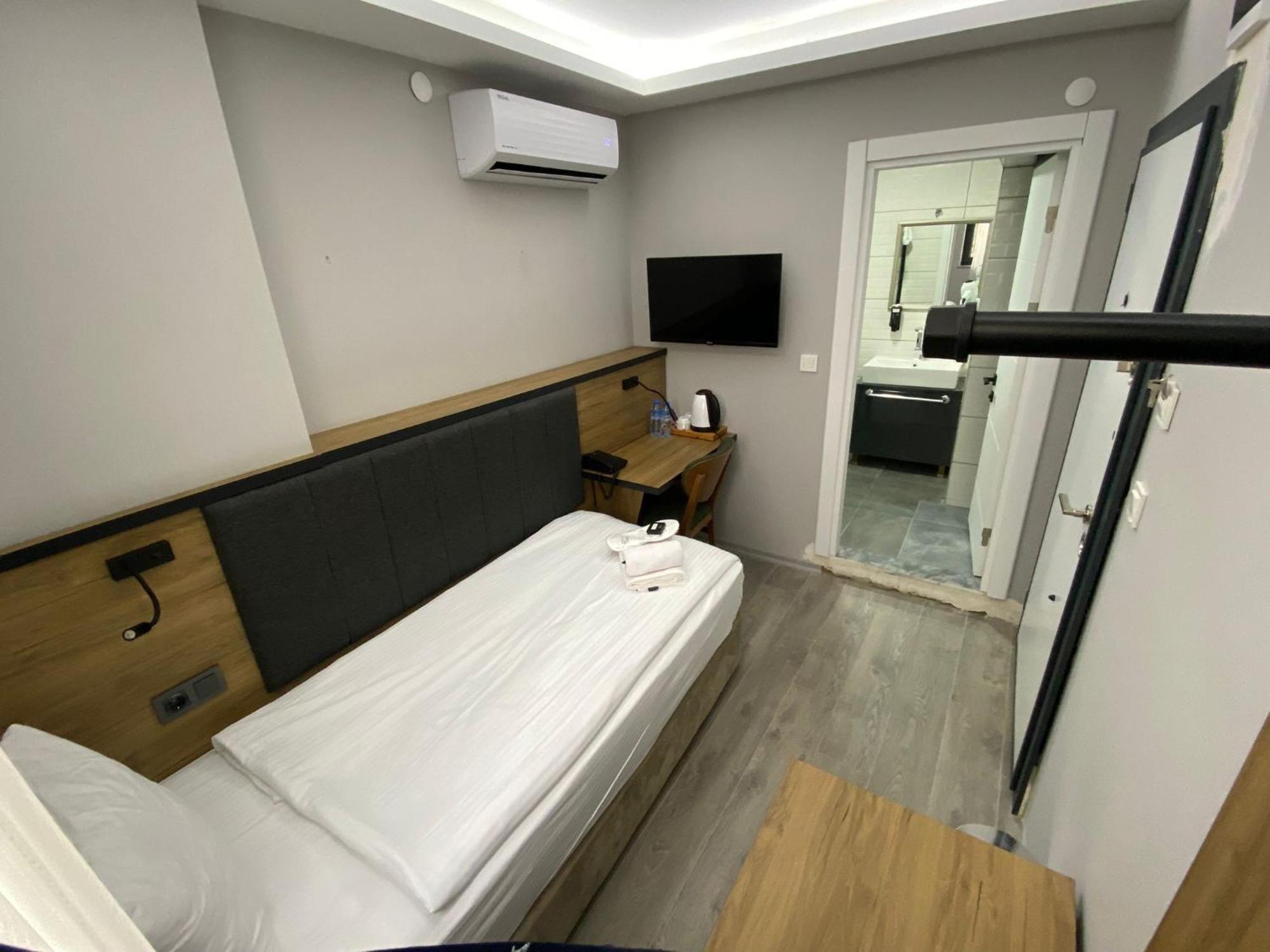 Comfort Center Suit Hotel أديرني المظهر الخارجي الصورة